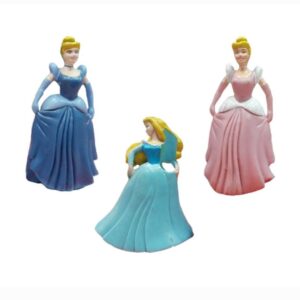 فیگور سیندرلا برند دیزنی در سه طرح مختلف با کیفیت بالا و جزئیات دقیق، مناسب کلکسیون و دکور