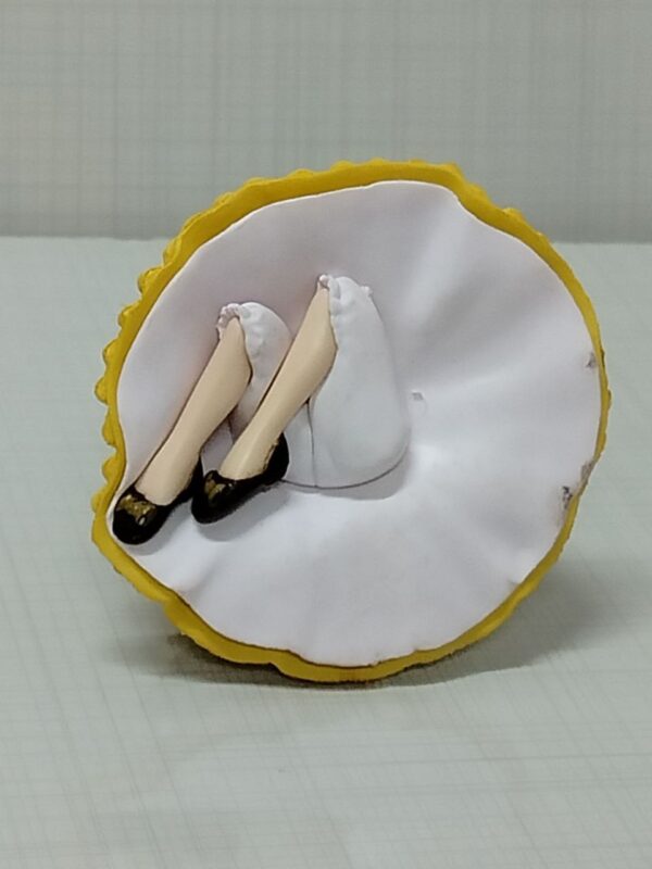 Snow White cake figure – فیگور سفید برفی کیک به دست اورجینال دیزنی، سایز ۱۲ سانت، توپر و باکیفیت، مناسب کلکسیون و دکور
