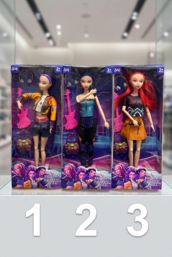 K-Pop Demon Hunters Musical Doll Set 3 Pack ست ۳ عددی عروسک موزیکال K-Pop Demon Hunters با لوازم جانبی شامل گیتار و میکروفون داخل جعبه
