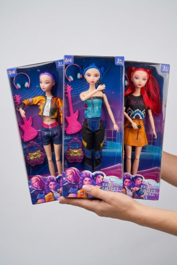 K-Pop Demon Hunters Musical Doll Set 3 Pack ست ۳ عددی عروسک موزیکال K-Pop Demon Hunters با لوازم جانبی شامل گیتار و میکروفون داخل جعبه