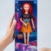 Mira K-Pop Demon Hunters Doll عروسک میرا K-Pop Demon Hunters با کت زرد، شلوارک جین و گیتار داخل جعبه