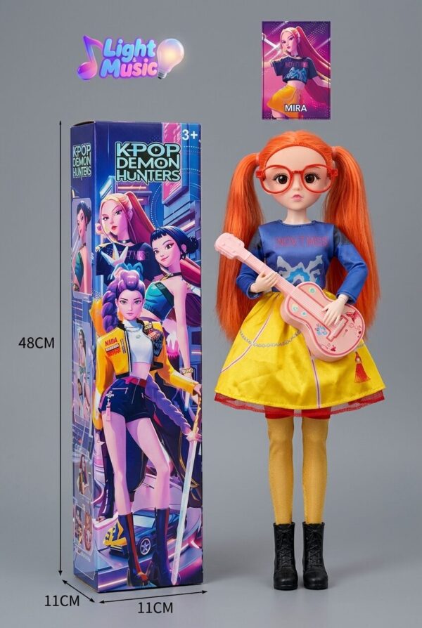 Mira K-Pop Demon Hunters Musical Doll عروسک میرا K-Pop Demon Hunters با موهای بلند صورتی، گیتار، مفصلی، موزیکال و دارای نور.
