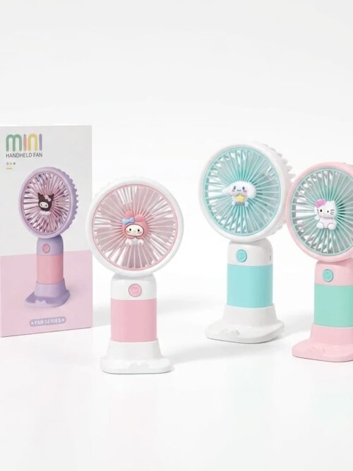 mini-handheld-fan-sanrio-style-pastel پنکه دستی و رومیزی مینی فانتزی طرح شخصیتهای کارتونی در رنگهای پاستلی صورتی و آبی به همراه جعبه